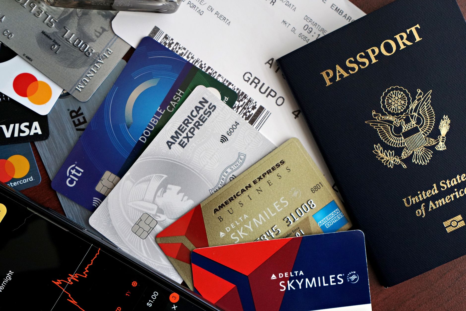 Carte bancaire voyage etranger maroc : le comparatif 2026